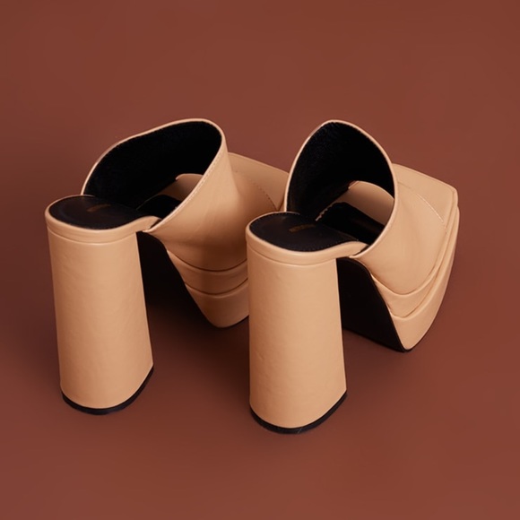 PLT CHUNKY Beige Mules - Picture 6 of 8
